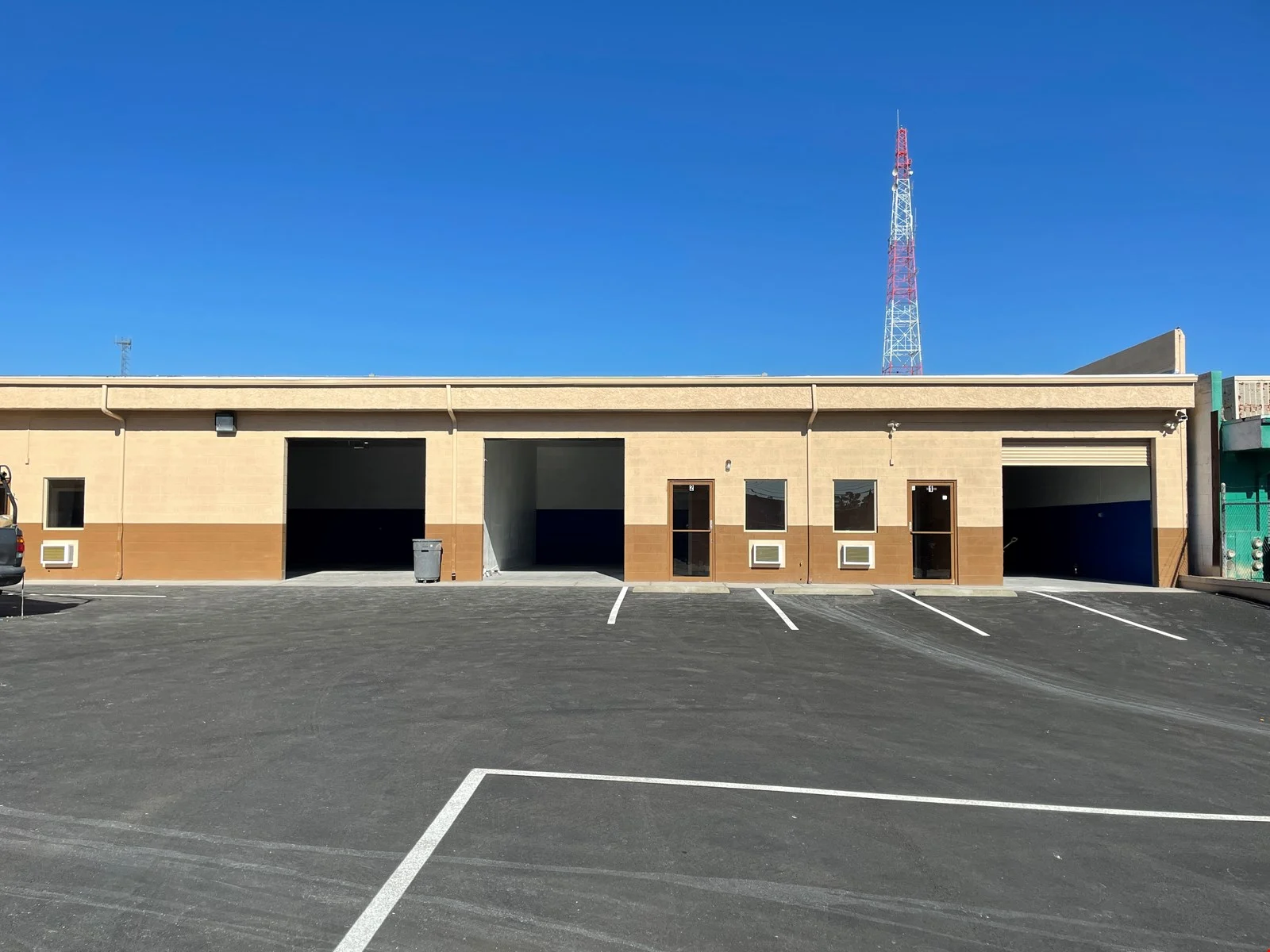 3894 Spring Mountain Rd